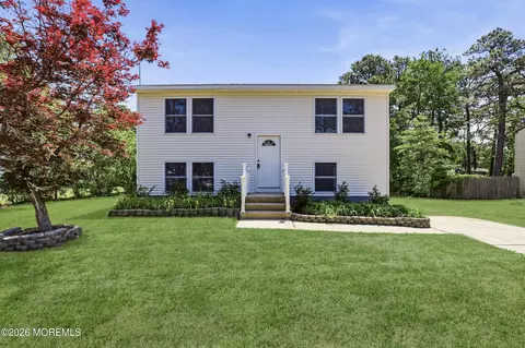 203 Seneca Trl, Browns Mills, NJ 08015
