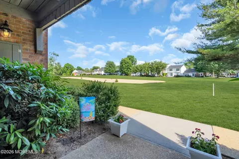 52 Linden Ct, Spring Lake Heights, NJ 07762