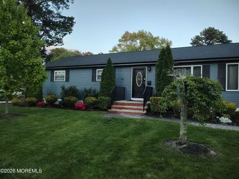 130 Coral Dr, Brick, NJ 08724