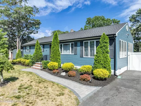 130 Coral Dr, Brick, NJ 08724