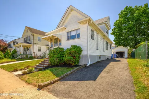 10 Beechwood Pl, North Brunswick, NJ 08902