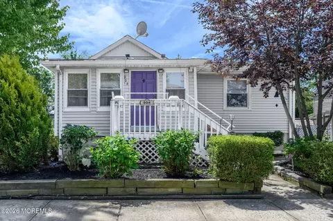 904 Central Ave, Union Beach, NJ 07735