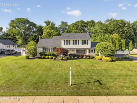 77 Wellington Rd, Freehold, NJ 07728