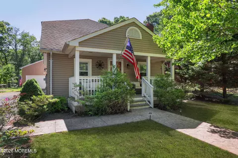16 Success Rd, New Egypt, NJ 08533