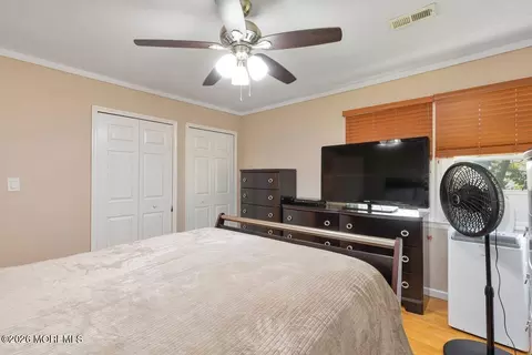 Bedroom - 5 Scholer Dr, Union Beach, NJ 07735 photo 5 of 8