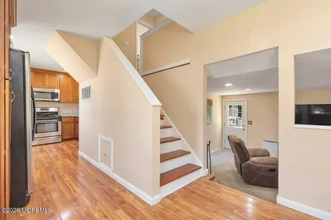 Entry Way - 5 Scholer Dr, Union Beach, NJ 07735 photo 2 of 3