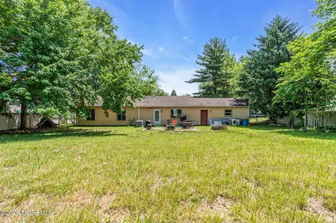 Exterior - 100 Susan Dr, Jackson, NJ 08527 photo 14 of 16