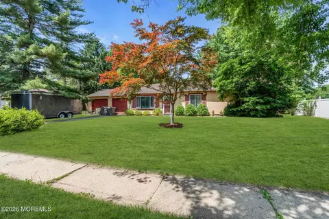 Exterior - 100 Susan Dr, Jackson, NJ 08527 photo 5 of 16
