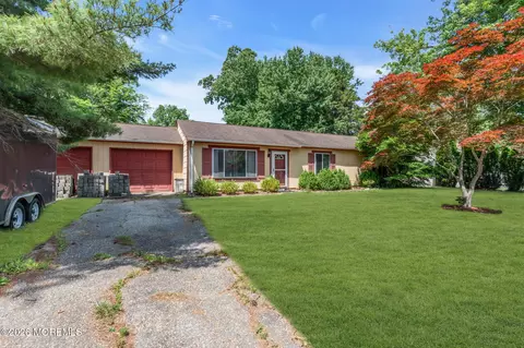 Exterior - 100 Susan Dr, Jackson, NJ 08527 photo 6 of 16