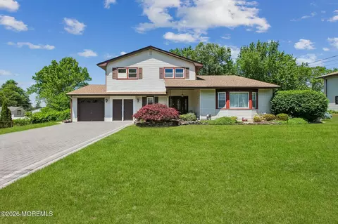 71 Gaub Rd, Old Bridge, NJ 08857