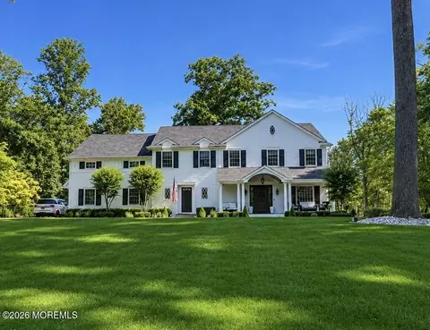 92 Tulip Ln, Colts Neck, NJ 07722