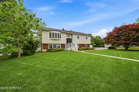 176 Belmar Ave, Oakhurst, NJ 07755