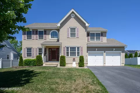 21 Catalina Ave, Barnegat, NJ 08005
