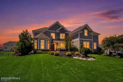 18 Waterford Way, Lincroft, NJ 07738