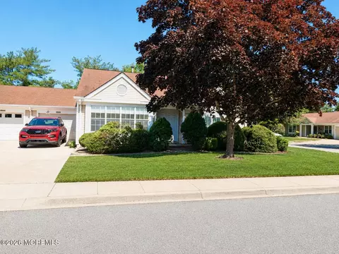1173 Thornbury Ln # B, Manchester, NJ 08759