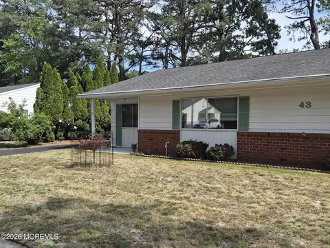 43 Maine Ave #B, Whiting, NJ 08759