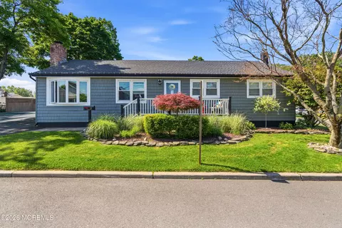 10 Third St, Matawan, NJ 07747