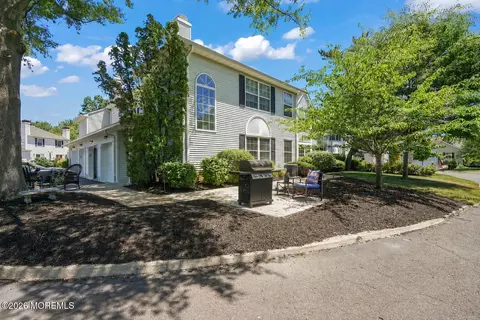 37 Racquet Rd, Wall, NJ 07719