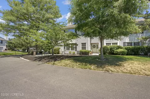 37 Racquet Rd, Wall, NJ 07719