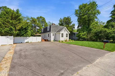 1437 Jay St, Forked River, NJ 08731