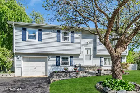 6 Tulip Ct, Jackson, NJ 08527