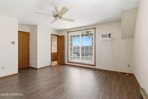 Bedroom - 832 Forepeak Dr, Forked River, NJ 08731 photo 1 of 2