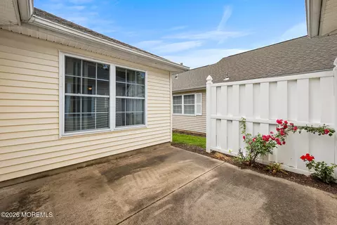 281 Mockingbird Dr, Monroe, NJ 08831 photo 38