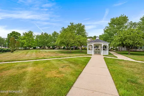 281 Mockingbird Dr, Monroe, NJ 08831 photo 42