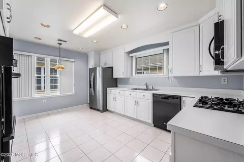 281 Mockingbird Dr, Monroe, NJ 08831 photo 16