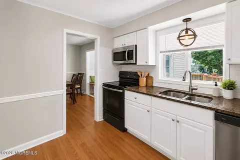 Kitchen - 705 Nautilus Blvd, Forked River, NJ 08731 photo 3 of 3