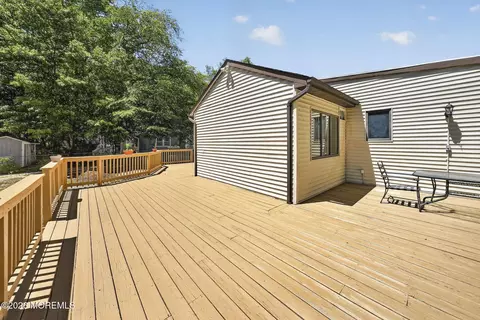 Exterior - 705 Nautilus Blvd, Forked River, NJ 08731 photo 2 of 8