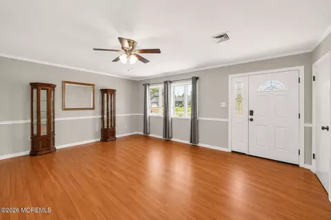Living - 705 Nautilus Blvd, Forked River, NJ 08731 photo 4 of 6