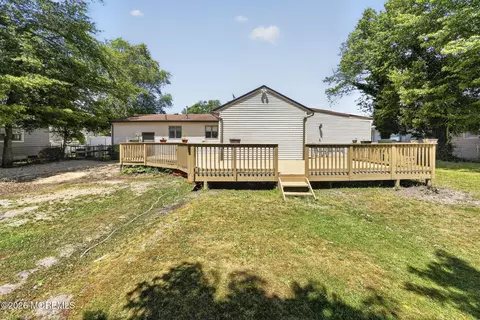 Exterior - 705 Nautilus Blvd, Forked River, NJ 08731 photo 5 of 8