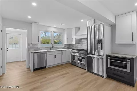 Kitchen - 353 Constitution Dr, Forked River, NJ 08731 photo 2 of 2