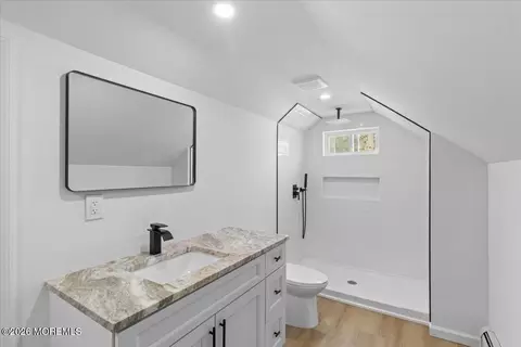 Bath - 353 Constitution Dr, Forked River, NJ 08731 photo 5 of 6