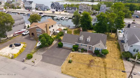 71 Sandy Point Dr, Brick, NJ 08723