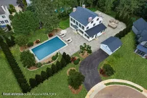 3 Blue Marl Ln, Marlboro, NJ 07746
