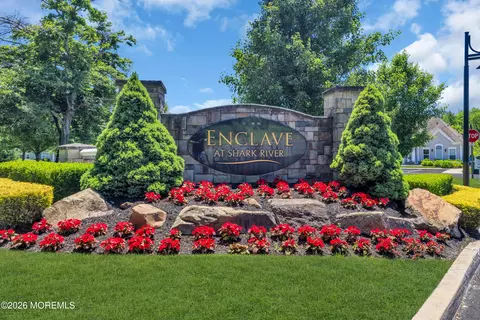 30 Abbey Rd, Tinton Falls, NJ 07753