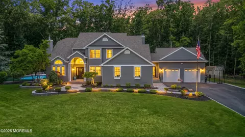 15 Russell Rd, Freehold, NJ 07728