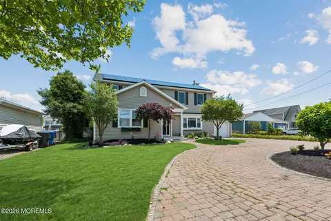 30 Osprey Dr, Toms River, NJ 08753