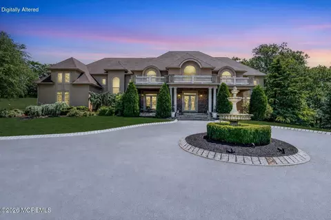 24 Embry Farm Rd, Marlboro, NJ 07746