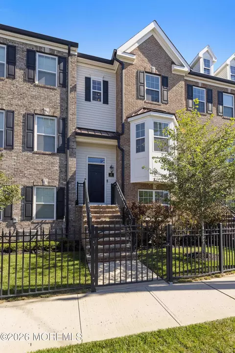 6 River St, Red Bank, NJ 07701