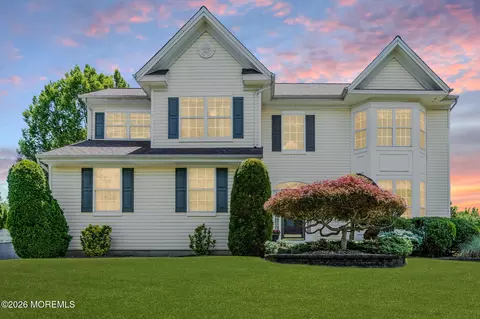 15 Sussex Pl, Jackson, NJ 08527