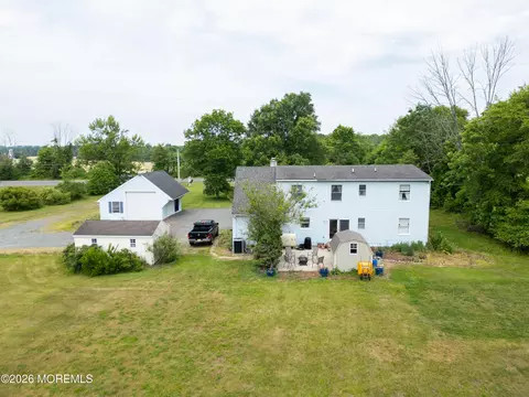 911 Monmouth Rd, Cream Ridge, NJ 08514