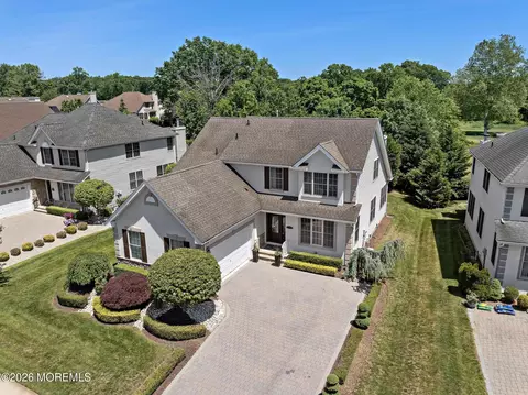 87 E Parsonage Way, Manalapan, NJ 07726