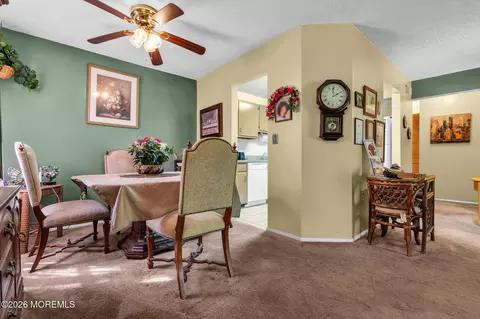 Dining - 163 Lilac Ct, Jackson, NJ 08527 photo 2 of 2