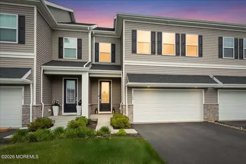 1104 Navigator Ave, Marlboro, NJ 07746