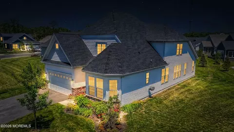 33 Samuel Dr, Barnegat, NJ 08005