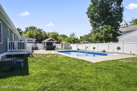 Exterior - 770 Pine Dr, Brick, NJ 08723 photo 9 of 9