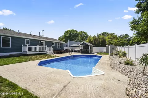Exterior - 770 Pine Dr, Brick, NJ 08723 photo 7 of 9